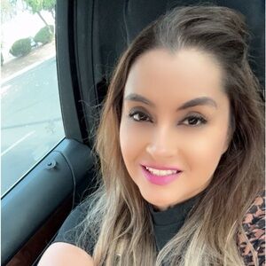 Meet your Posher, Veronica